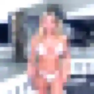 Lucienne, 38 ans, en ligne à Agon-Coutainville pour une rencontre coquine