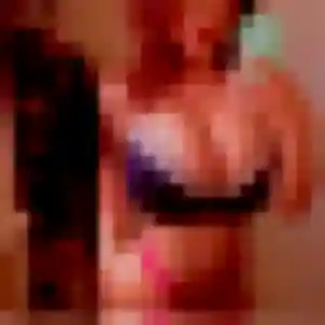 Delphine, 50 ans, connectée à Allouis pour une rencontre coquine