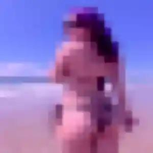 Solange, 36 ans, connectée à Anet pour un rencontre cougar