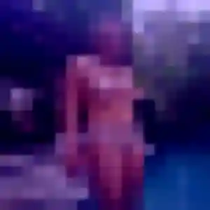Joelle, 46 ans, en ligne à Angerville-l'Orcher pour une rencontre coquine