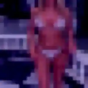 Contacte Lucienne, 36 ans à Bassou en privé