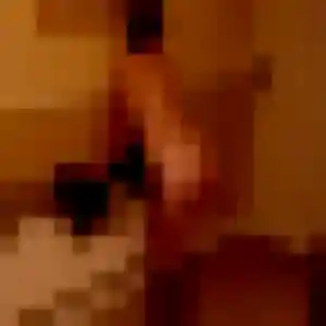 Photo privée de Ghislaine, 38 ans à Bretteville-sur-Odon - rencontre coquine