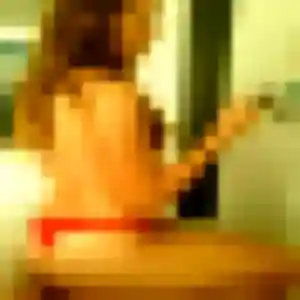 Annick, 36 ans, en ligne à Cézy pour un rencontre cougar