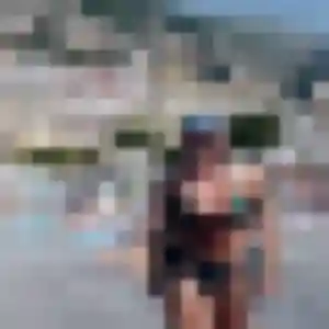 Contacte Joelle, 44 ans à Châteauneuf-le-Rouge en privé