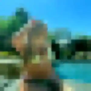 Anne-Sophie, 36 ans, connectée à Choisy-en-Brie pour une rencontre coquine