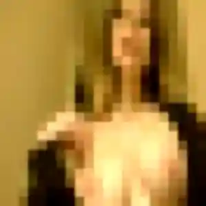 Laetitia, 37 ans, en ligne à Clermont-Dessous pour une rencontre coquine