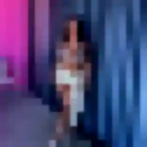 Nicole (40 ans) à Colombiers propose un rencontre cougar rapidement