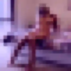 Profil de Michele à Coudeville-sur-Mer (48 ans) - rencontre cougar anonyme