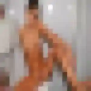 Evelyne, 45 ans, disponible à Couiza pour une rencontre coquine