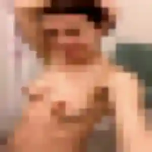 Photo privée de Virginie, 42 ans à Cravant-les-Côteaux - rencontre sans lendemain