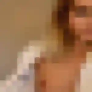 Contacte Caroline, 35 ans à Fiquefleur-Équainville en t'inscrivant