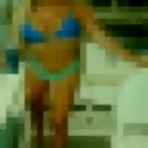 Rejoins Roselyne, 46 ans à Flangebouche gratuitement