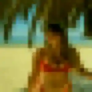 Laetitia (35 ans) à Fontaine-le-Comte cherche un rencontre cougar ce soir