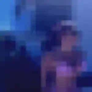 Virginie, 41 ans, en ligne à Fontvieille pour un rencontre cougar