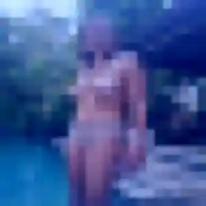 Joelle de Giroussens, 44 ans - rencontre cougar discret