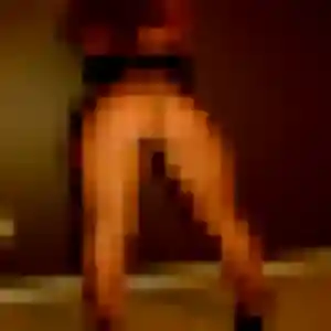 Photo de Suzanne à Grenade (35 ans) - rencontre cougar sans inscription