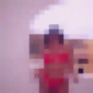 Isabelle, 37 ans, disponible à Hambye pour une rencontre coquine