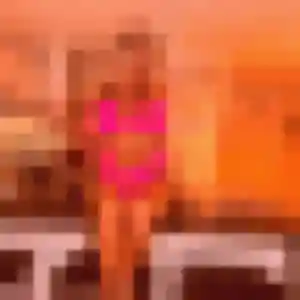 Photo de Huguette à Hénanbihen (55 ans) - rencontre cougar anonyme