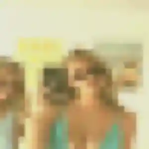 Rejoins Martine, 45 ans à Hôpital-Camfrout gratuitement