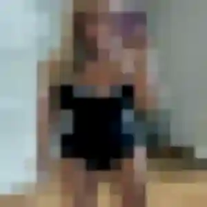 Odile de Houilles, 53 ans - rencontre cougar discret