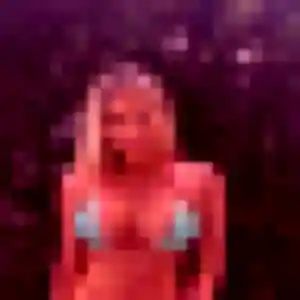 Charmante Annick, 35 ans à Irodouër - la contacter