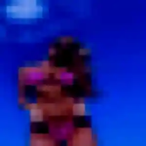 Helene, 36 ans, en ligne à La Plagne Tarentaise pour un rencontre cougar