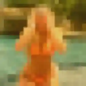 Frederique, 37 ans, connectée à Lamoura pour une rencontre coquine