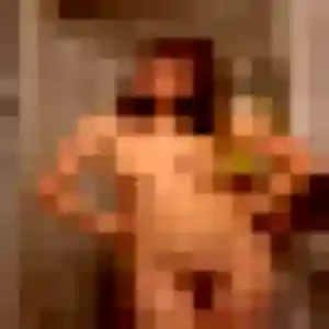 Sexy Magali, 53 ans à Laroche-Saint-Cydroine - voir sa photo