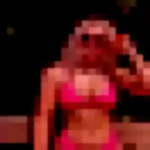 Laetitia, 41 ans, disponible à Les Champs-Géraux pour un rencontre cougar