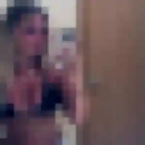 Odile, femme de 42 ans propose rencontre cougar à Les Écorces