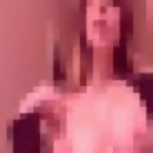 Laetitia, femme de 46 ans cherche rencontre cougar à Liffré