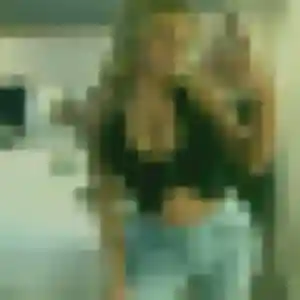 Lucienne, 43 ans, connectée à Lutterbach pour un rencontre cougar