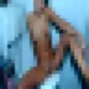 Contacte Evelyne, 42 ans à Malakoff en privé