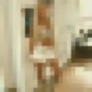 Valerie (40 ans) à Méré attend un rencontre cougar aujourd'hui