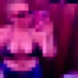 Anne-Laure (39 ans) à Mévoisins propose une rencontre ce soir