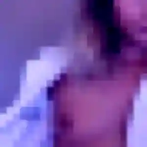 Charmante Caroline, 36 ans à Michelbach-le-Bas - voir sa photo