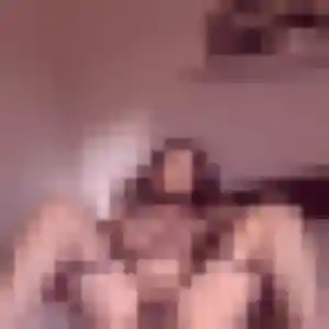 Emmanuelle, 49 ans, cherche un rencontre cougar à Montigny-le-Chartif