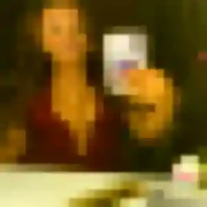 Michele, 36 ans, connectée à Monts-sur-Orne pour une rencontre coquine