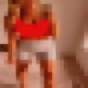 Marie-Helene, femme de 43 ans cherche rencontre cougar à Nesles-la-Montagne