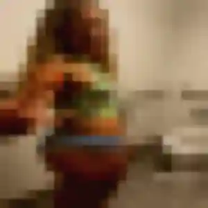 Sexy Joelle, 40 ans à Orchamps-Vennes - voir sa photo