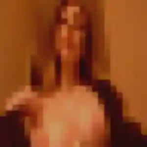 Laetitia, femme de 42 ans propose rencontre cougar à Phalempin