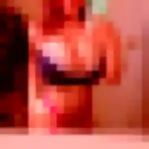 Delphine, 37 ans, en ligne à Pierreville pour un rencontre cougar