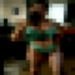 Photo de Josiane à Ploudaniel (49 ans) - rencontre cougar sans inscription