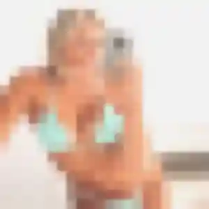 Charmante Jeannine, 46 ans à Plougoumelen - voir sa photo