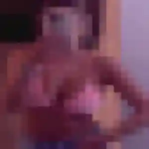 Photo de Jacqueline à Saint-Agnant (42 ans) - rencontre cougar anonyme