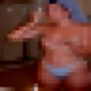 Florence, 44 ans, en ligne à Saint-André-des-Eaux pour une rencontre coquine
