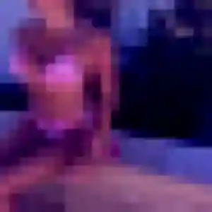 rencontre cougar à Saint-Clément-des-Baleines : photo de Virginie, 43 ans - accès libre