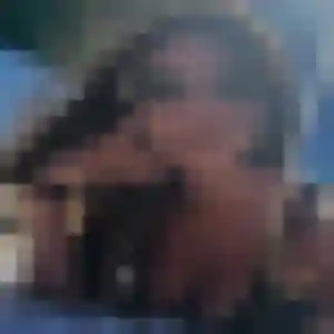 Corinne de Saint-Denis-sur-Sarthon, 42 ans - rencontre cougar sans prise de tête
