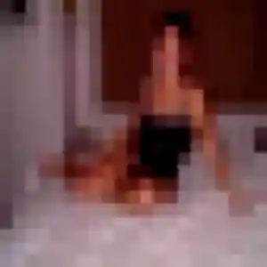 Karine, 45 ans, en ligne à Saint-Germain-d'Esteuil pour un rencontre cougar