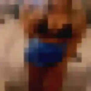 Anne-Claire, 54 ans, connectée à Saint-Germain-de-Prinçay pour une rencontre coquine